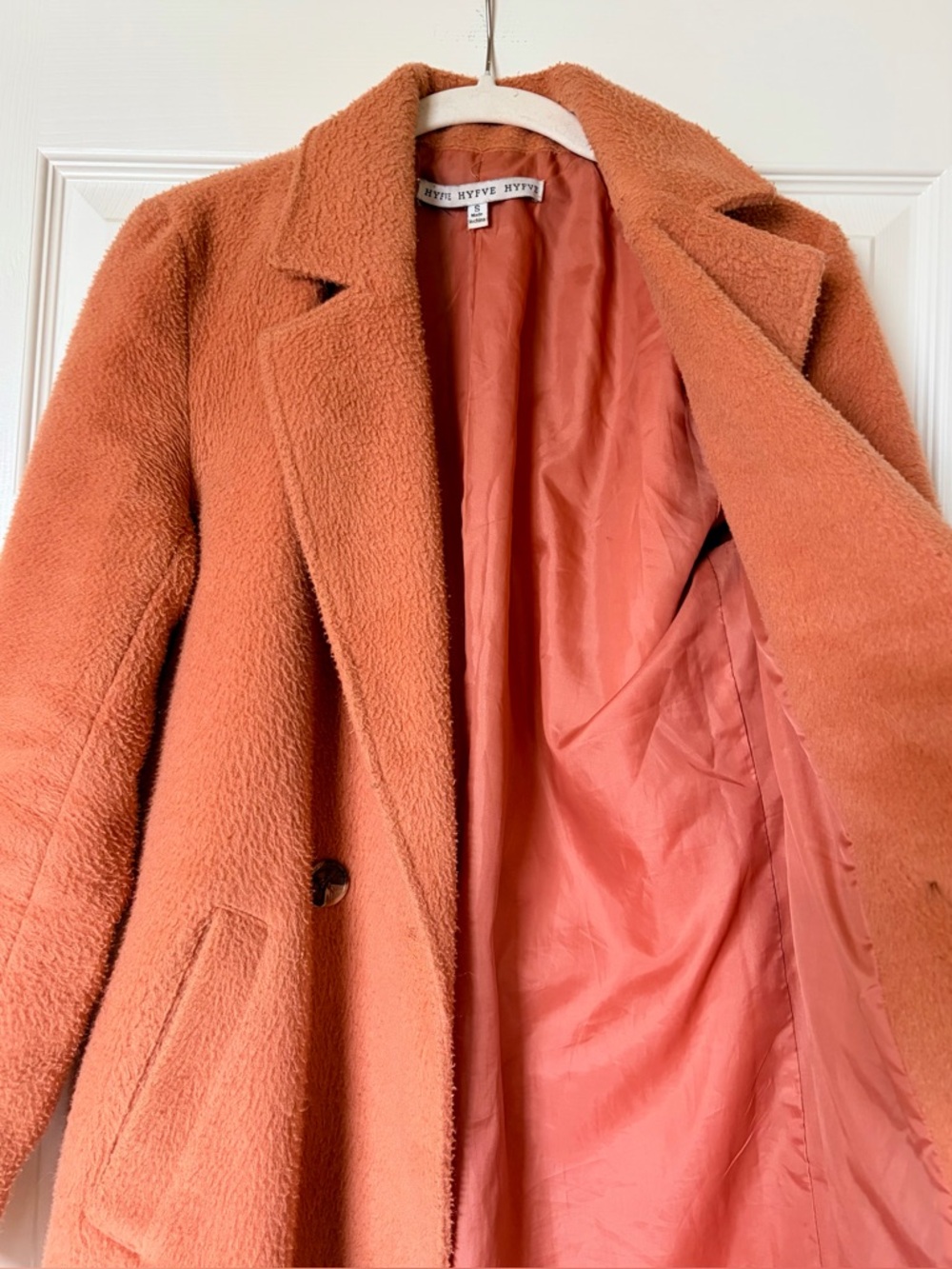 Peach Peacoat 🍑 - Picture 4 of 9